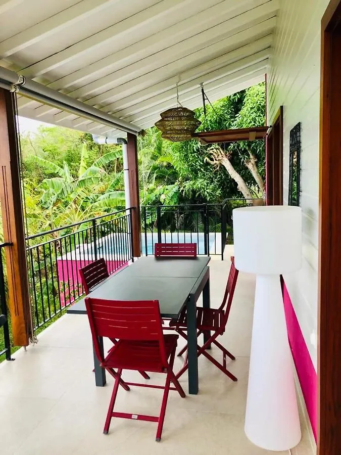 Holiday home Magnifique Villa Bauhinia, Piscine Vue Mer Sainte-Luce
