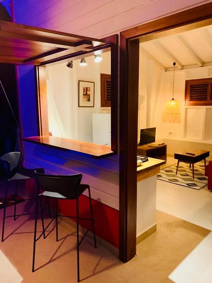 Holiday home Magnifique Villa Bauhinia, Piscine Vue Mer Sainte-Luce
